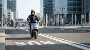 peut-on rouler sur les voies de bus avec un scooter électrique ?